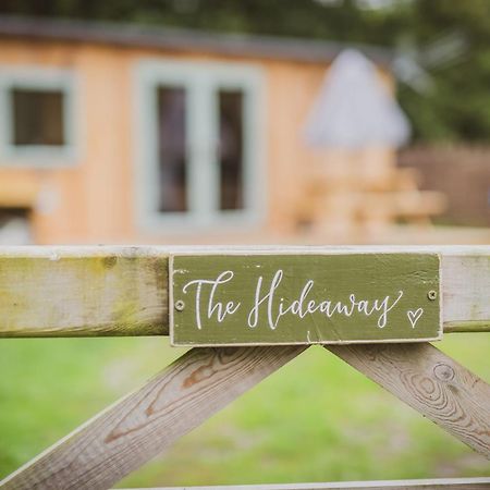The Hideaway At Hiddenwood Glamping Hotel Corsley Eksteriør billede